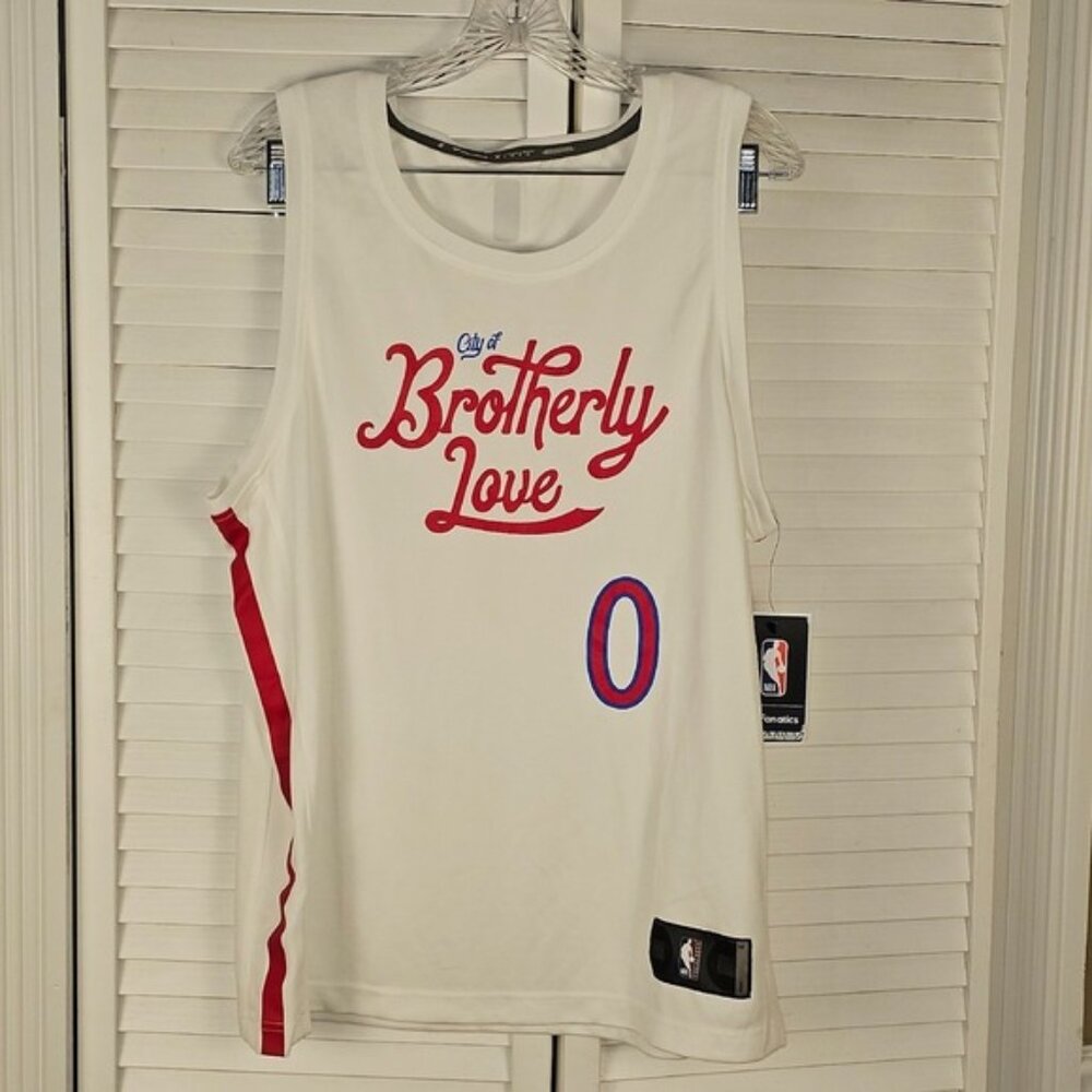 NWT Fanatics Mens 76ers Tyrese Maxey Philadelphia City Brotherly Love Jersey Med